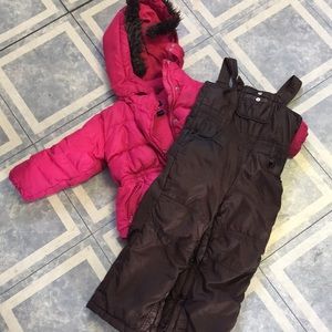 Beautiful gap snowsuit